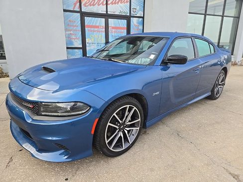 Used 2023 Dodge Charger R/T RWD image 3