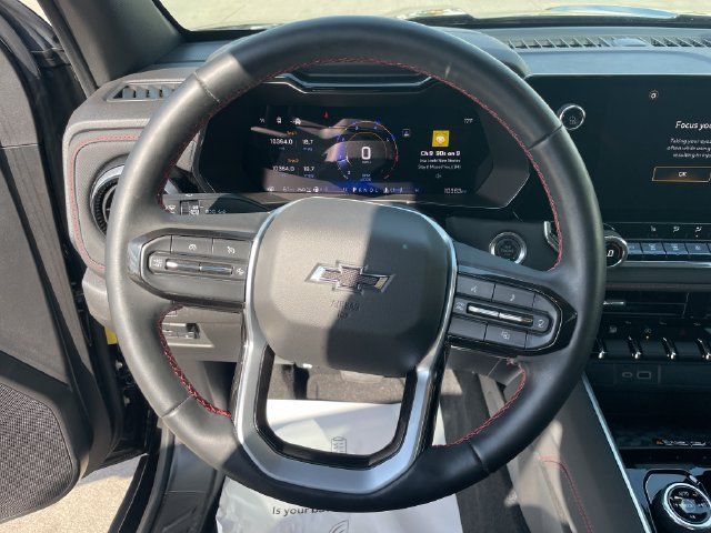 Used 2024 Chevrolet Colorado Z71 w/ Z71 Convenience Package 2 AWD/4WD image 25