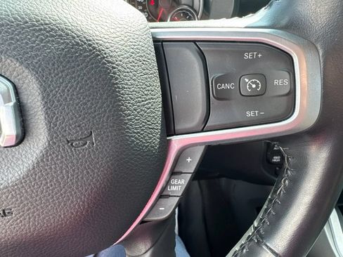 Used 2022 RAM 1500 Big Horn AWD/4WD image 15