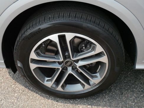 Used 2025 Audi Q5 Premium Plus w/ Premium Plus AWD/4WD image 15