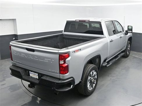 Used 2023 Chevrolet Silverado 2500 Custom w/ Gooseneck/5TH Wheel Package image 36