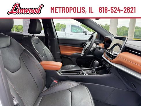 Used 2024 Jeep Compass Limited w/ Elite Group AWD/4WD image 8