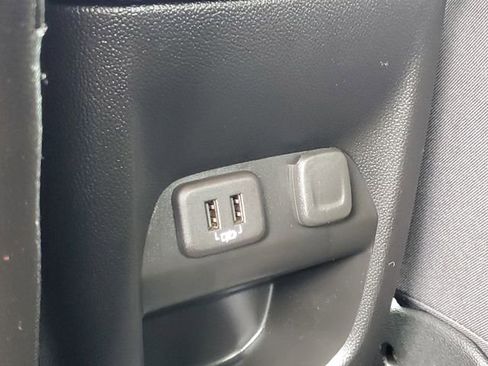 Used 2022 Chevrolet Colorado ZR2 image 31