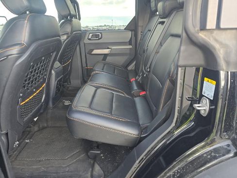 Used 2022 Ford Bronco Badlands AWD/4WD image 13