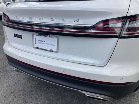 Certified 2022 Lincoln Nautilus Reserve image 4