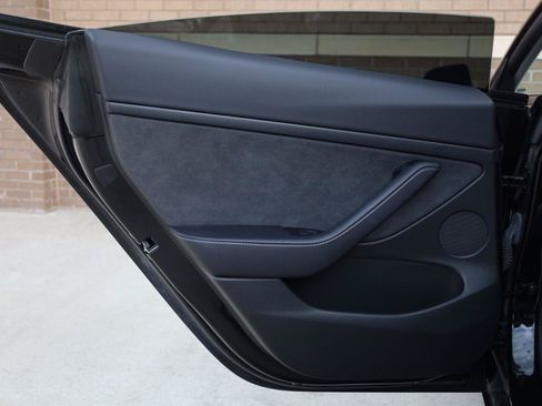 Used 2023 Tesla Model 3 Standard Range RWD image 16