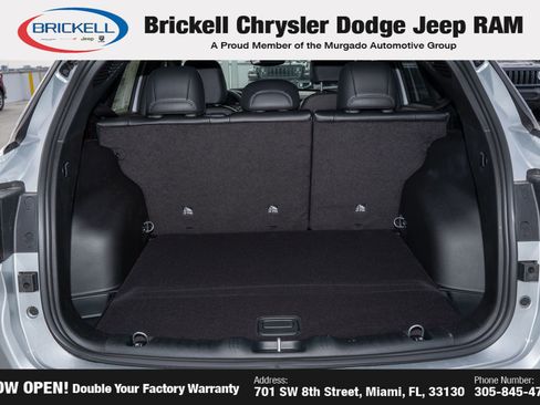New 2026 Jeep Compass Latitude AWD/4WD image 9