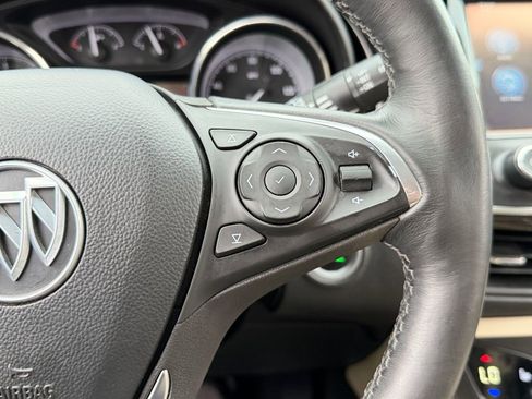 Used 2019 Buick Envision Essence AWD/4WD image 18