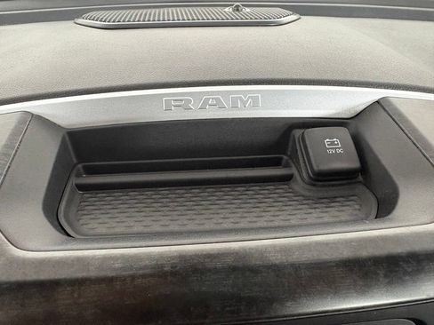 Used 2022 RAM 1500 Big Horn AWD/4WD image 21