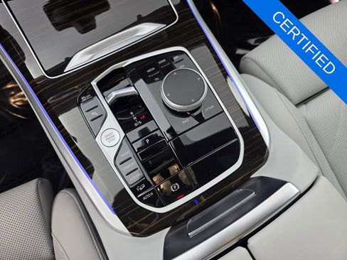 Used 2024 BMW X5 xDrive40i w/ Premium Package image 21