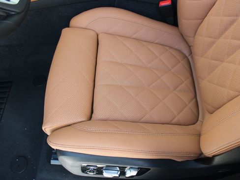 New 2026 BMW X5 sDrive40i w/ Executive Package image 13