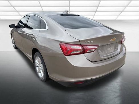 Used 2022 Chevrolet Malibu LT image 3