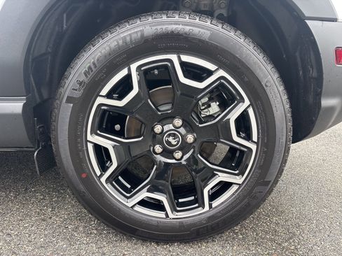 Used 2025 Ford Bronco Sport Outer Banks w/ Outer Banks Tech Package+ image 54