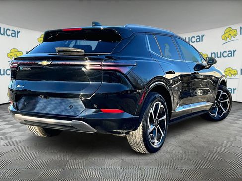 Used 2025 Chevrolet Equinox EV LT image 6