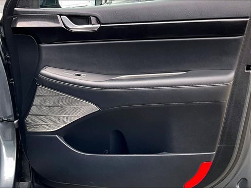 Used 2022 Hyundai Palisade Limited image 12