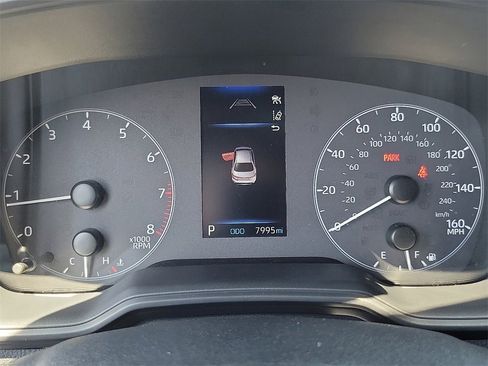 Used 2024 Toyota Corolla SE image 8
