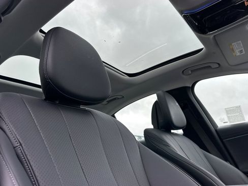 Certified 2025 Mercedes-Benz E 350 Sedan image 18