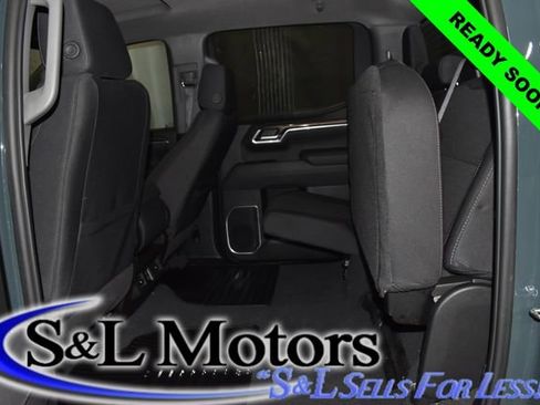 Used 2025 Chevrolet Silverado 1500 LT image 32