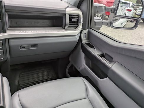 Certified 2024 Ford F350 XL w/ 360-Degree Camera Package image 17