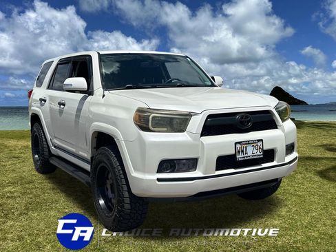 Used 2013 Toyota 4Runner SR5 image 9