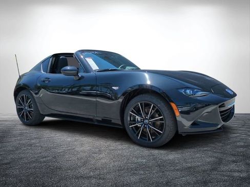 New 2026 MAZDA MX-5 Miata RF Grand Touring RWD image 1