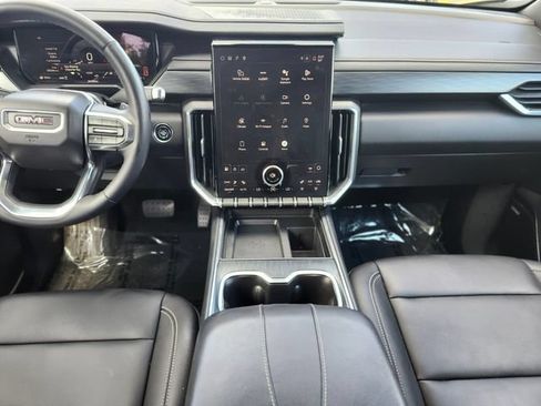 Used 2024 GMC Acadia Elevation w/ Luxury Package AWD/4WD image 14