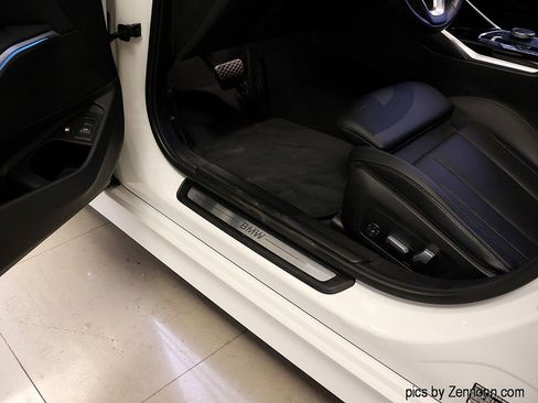 Certified 2023 BMW 330e xDrive w/ Premium Package image 26