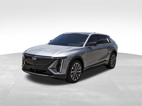 New 2026 Cadillac Lyriq Sport AWD/4WD image 2
