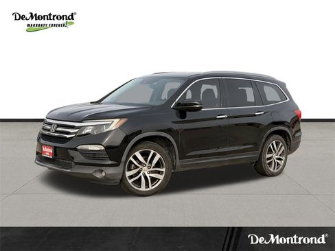 Used 2016 Honda Pilot Touring image 1