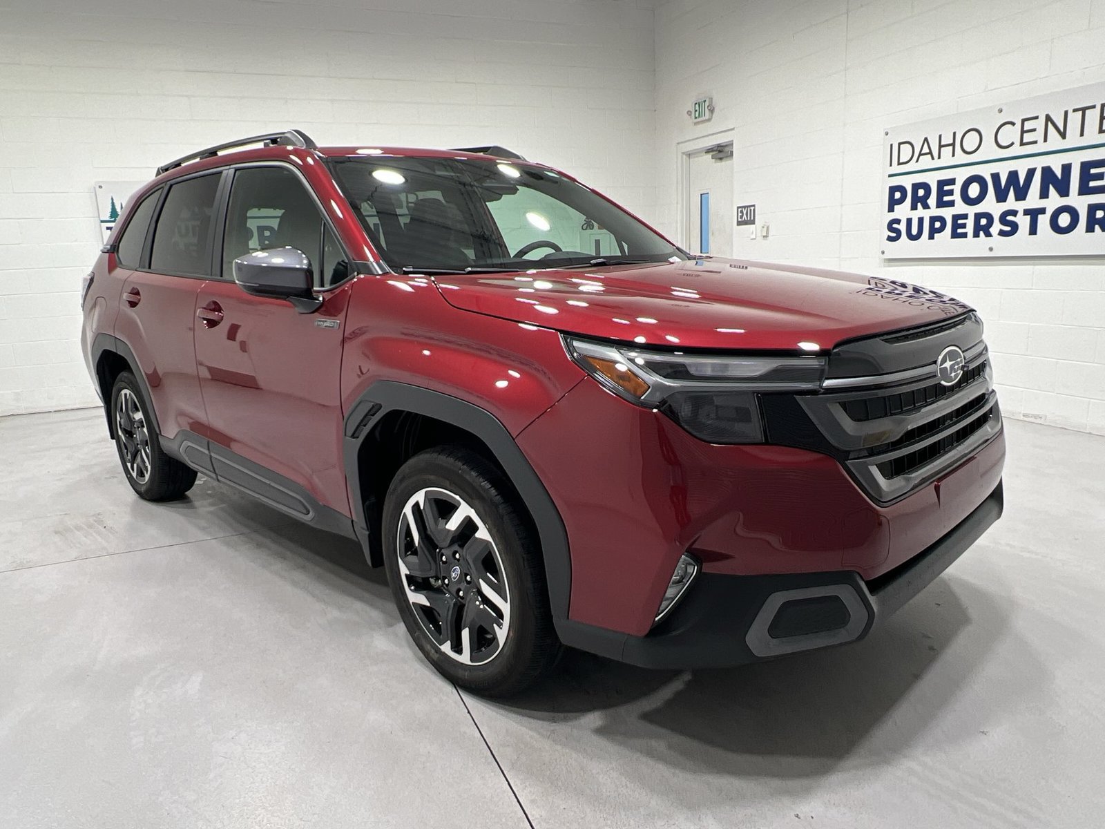 New 2026 Subaru Forester Touring AWD/4WD image 2
