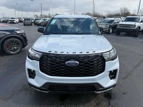 New 2026 Ford Explorer ST-Line image 23