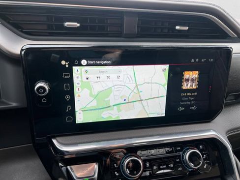 Used 2024 GMC Sierra 1500 Denali image 16