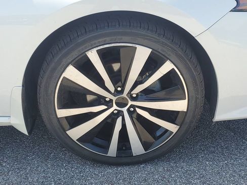 Used 2021 Nissan Altima 2.5 Platinum AWD/4WD image 11