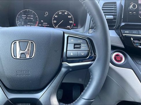 Used 2025 Honda Odyssey EX-L image 11