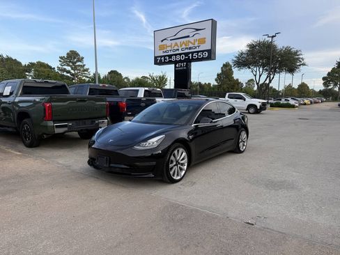 Used 2018 Tesla Model 3 Long Range RWD image 3