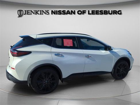 Certified 2024 Nissan Murano SV w/ SV Midnight Edition Package image 13
