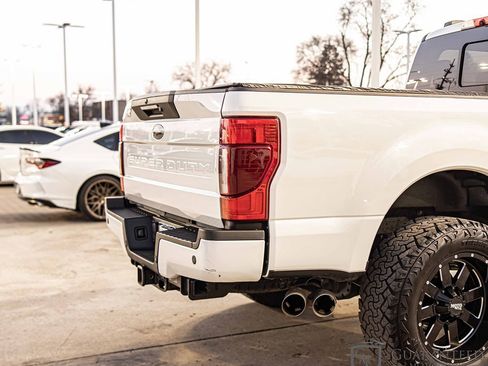Used 2020 Ford F350 Lariat image 14