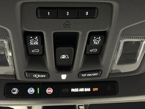 Used 2022 Chevrolet Silverado 1500 LT Trail Boss w/ LT Trail Boss Premium Package image 28