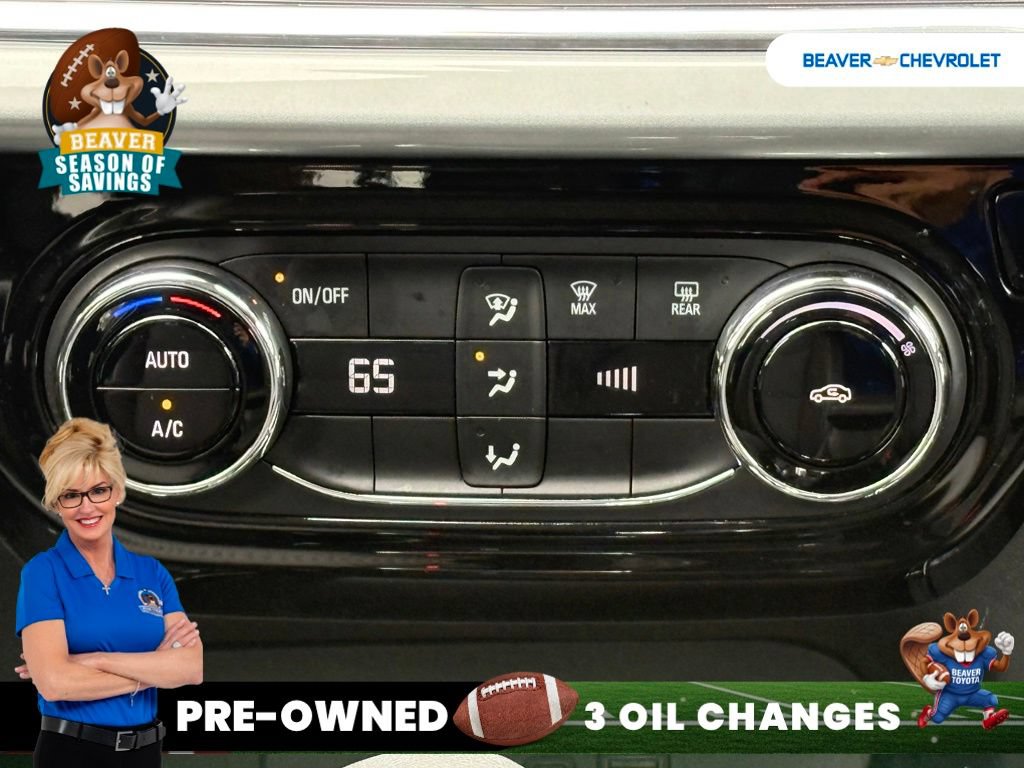 Used 2025 Chevrolet Trax LT FWD image 21
