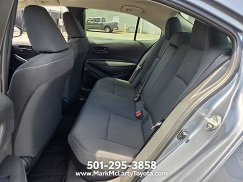Used 2025 Toyota Corolla LE FWD image 10