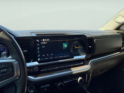 Used 2022 Chevrolet Silverado 1500 RST w/ Convenience Package II image 28