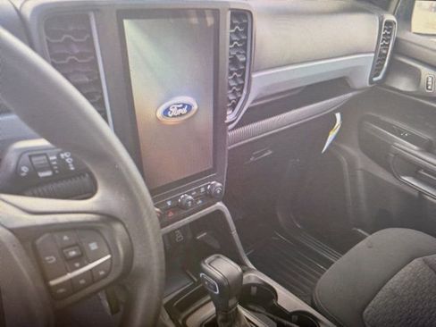 Used 2024 Ford Ranger XL w/ Trailer Tow Package image 12