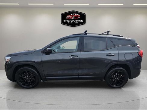 Used 2019 GMC Terrain SLE w/ Driver Convenience Package image 3