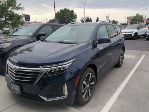 Used 2022 Chevrolet Equinox Premier AWD/4WD image 1