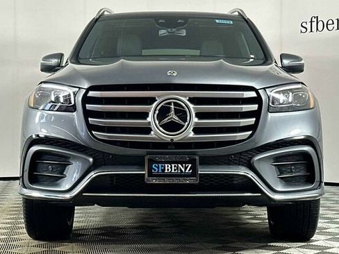 Certified 2025 Mercedes-Benz GLS 450 4MATIC image 9