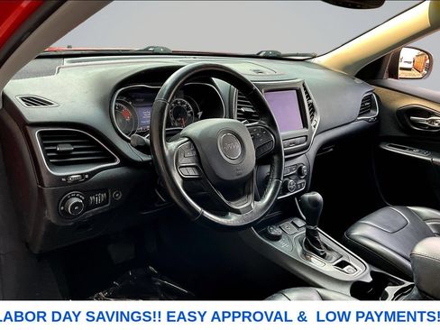 Used 2021 Jeep Cherokee Trailhawk w/ Sun, Sound & Nav Group AWD/4WD image 17