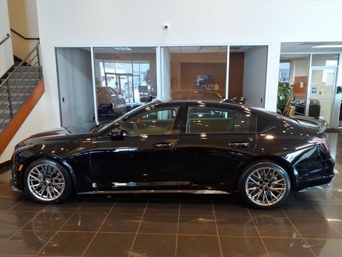 Used 2026 Cadillac CT5 V Blackwing w/ Carbon Fiber 2 Package image 8