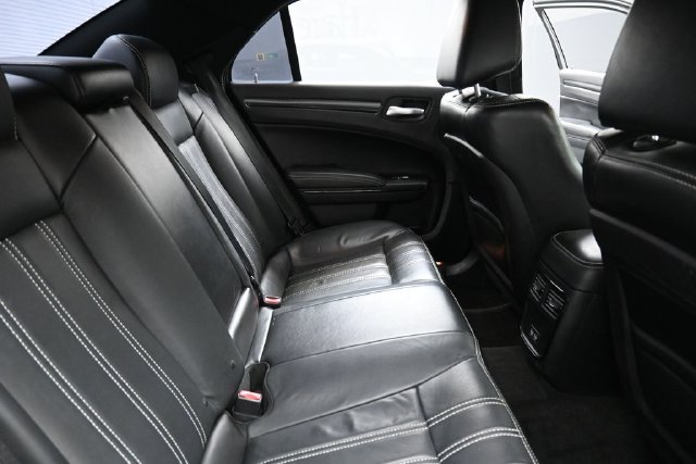 Used 2016 Chrysler 300 S AWD/4WD image 27