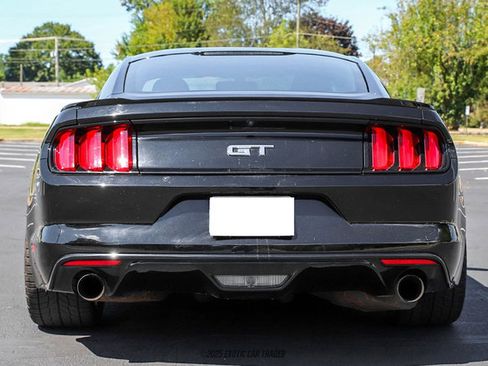 Used 2017 Ford Mustang GT image 7