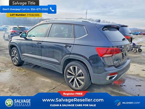 Used 2023 Volkswagen Taos SE AWD/4WD image 3